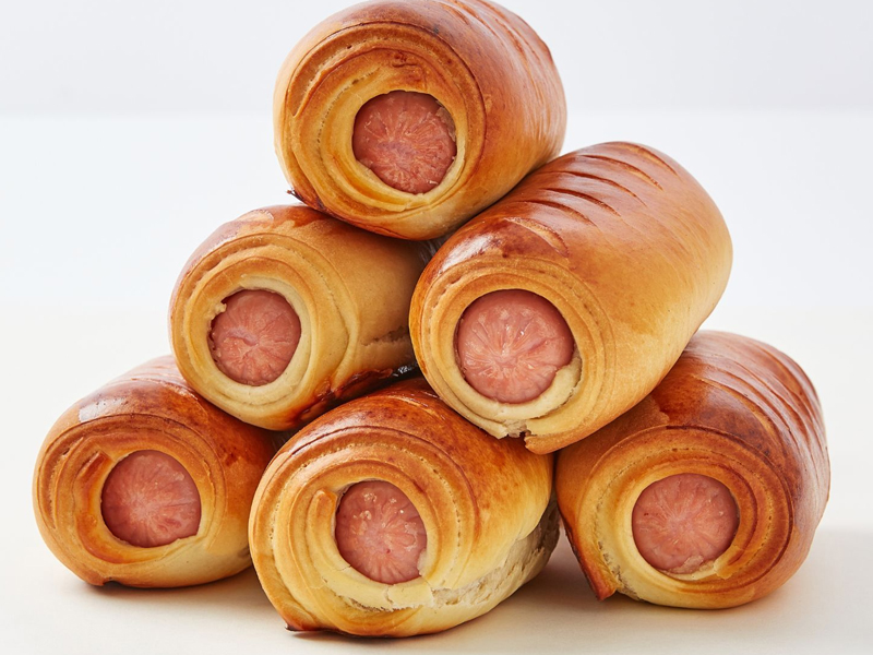 Сардельки в тісті Сардельки в тісті